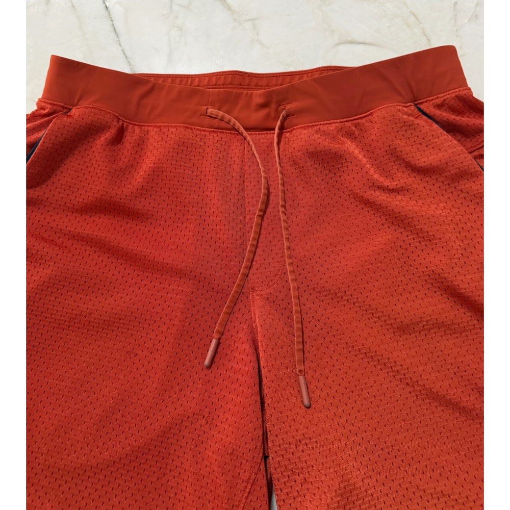 Lululemon Double Layered Mesh Shorts Men's Large Orange 7 Inch Inseam LM7BSES - Picture 3 of 9